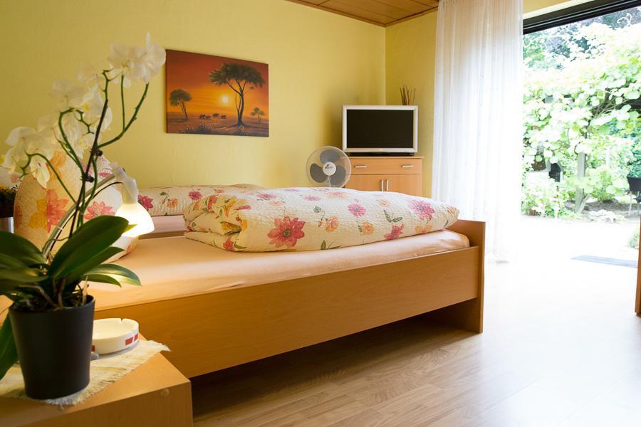 קרפלד Hotel Zur Bruecke מראה חיצוני תמונה
